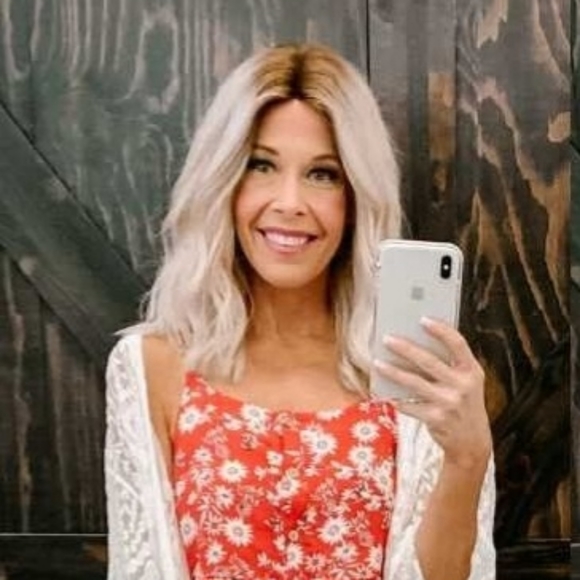 Human hair wig - Picture 1 of 4